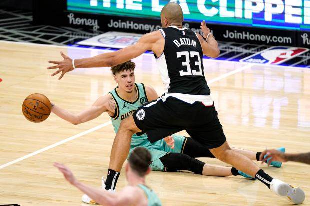 1616314761519012689.jpg Hornets-Clippers-Basketball-19.jpg